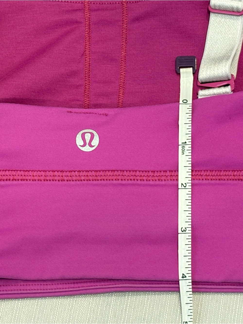 Lululemon Women's Magenta Crop Bralette with Contrast Straps #1203 - Picture 9 of 10